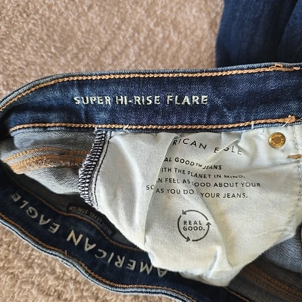American Eagle Next Level Stretch Super Hi-Rise Flare Dark Wash Denim Jeans Sz 6